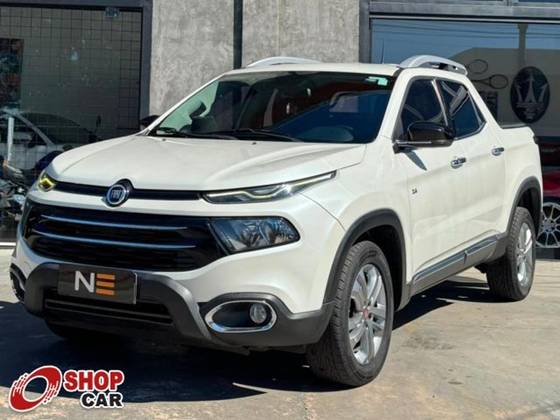 FIAT TORO 2.4 16V MULTIAIR FLEX VOLCANO AT9 FIAT TORO 2.4 16V MULTIAIR FLEX VOLCANO AT9